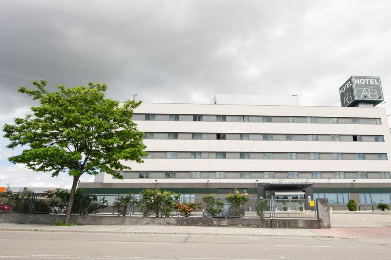 เซอร์โคเทล เอบี ริบาส Hotel ริวาส-วาเคียมาดริด ภายนอก รูปภาพ